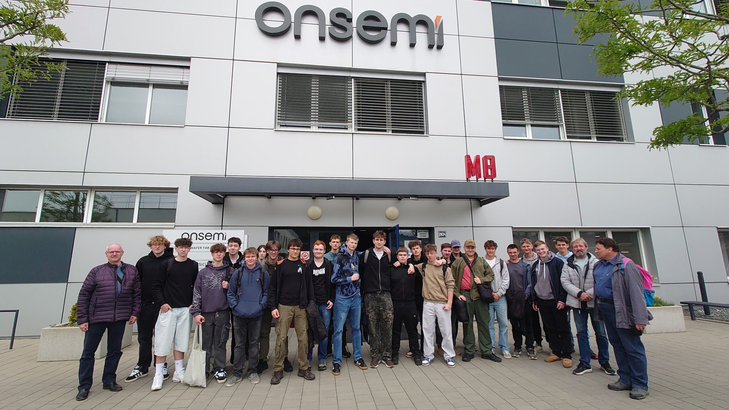 Studenti 2. E nahlédli do budoucnosti technologií v Onsemi